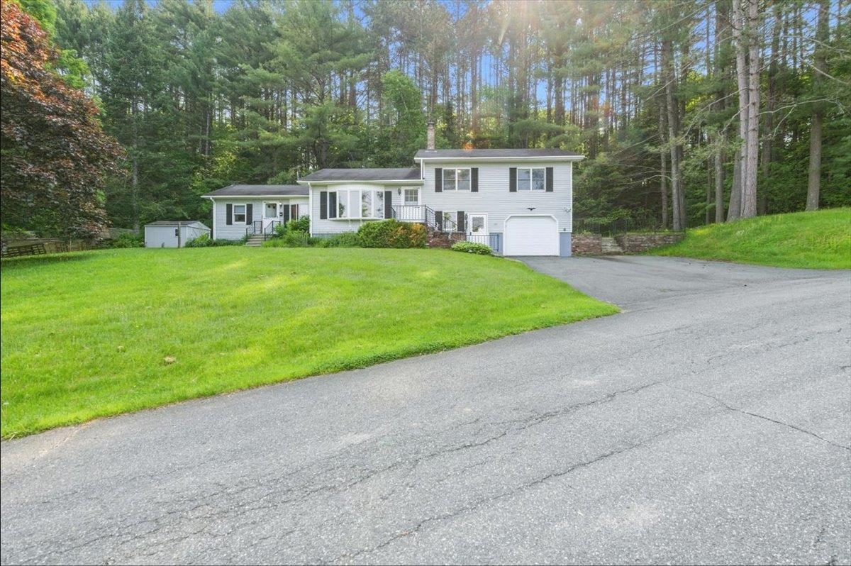 near 364 Spaulding Road St. Johnsbury, VT 05819 Property 3