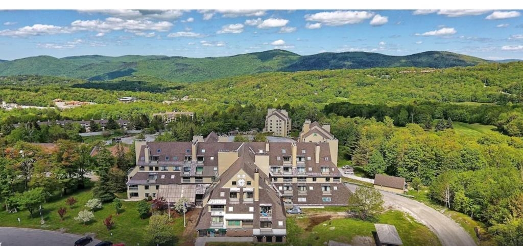 near 137 East Mountain Road Killington, VT 05751 Property 1