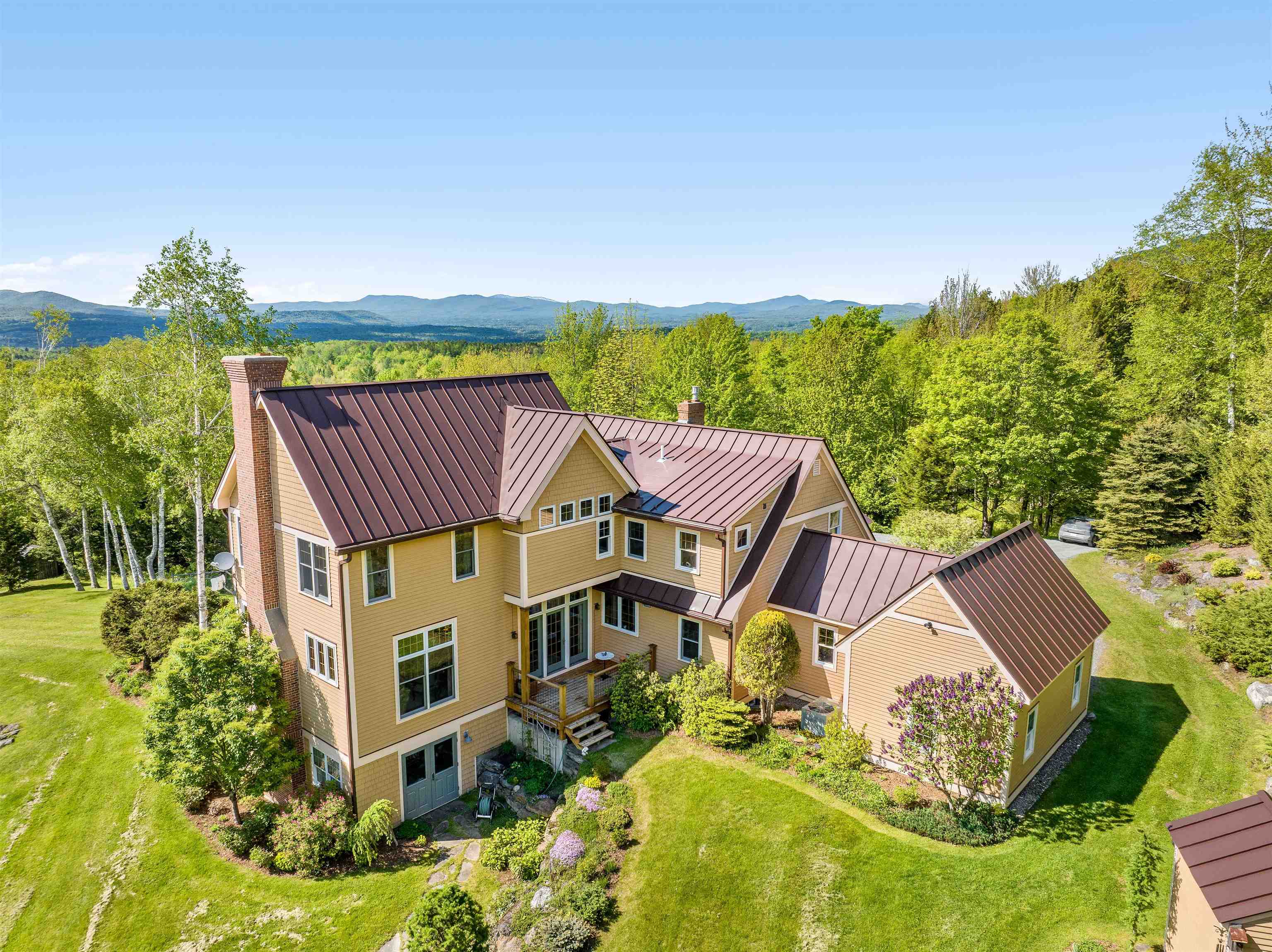 near 474 Hollow View Stowe, VT 05672 Property 1