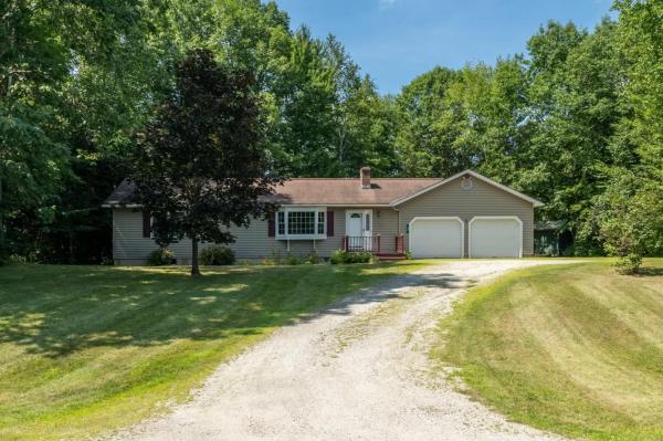 48 Brookside Drive